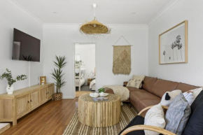 Berrara Beach House - Belle Escapes Jervis Bay